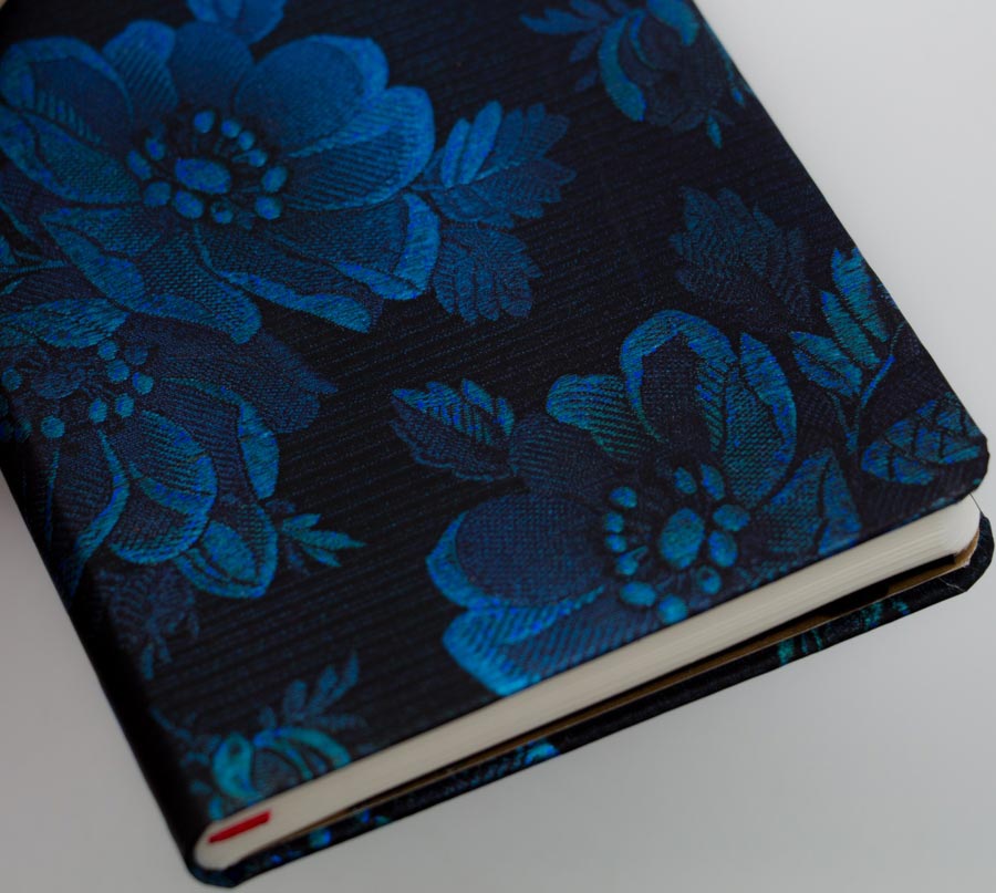 Paperblanks Journal diary - Chic & Satin Collection : Blue Muse - MINI