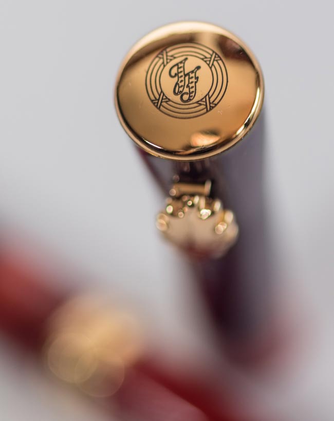 Penna Stilografica Inès de la Fressange "Oak Tree Neo" (prugna e rosso)