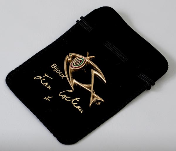 Jean Cocteau brooch : The fish (gold)