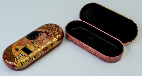 Gustav Klimt Eyesglass case - The kiss