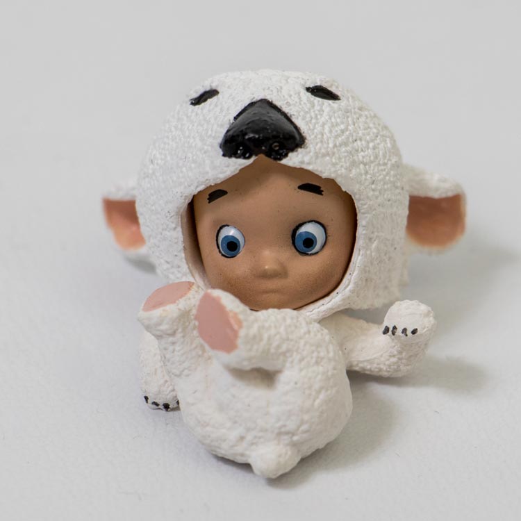 Little Ours polaire figurine by Alberto Varanda