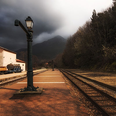 Fotografía Estación de tren antes de la tormenta