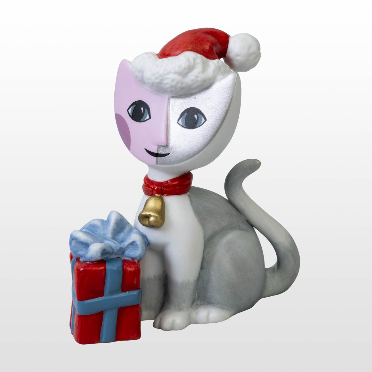 Porcelain figurine by Rosina Wachtmeister: Pino and his Santa Claus hat (top view)