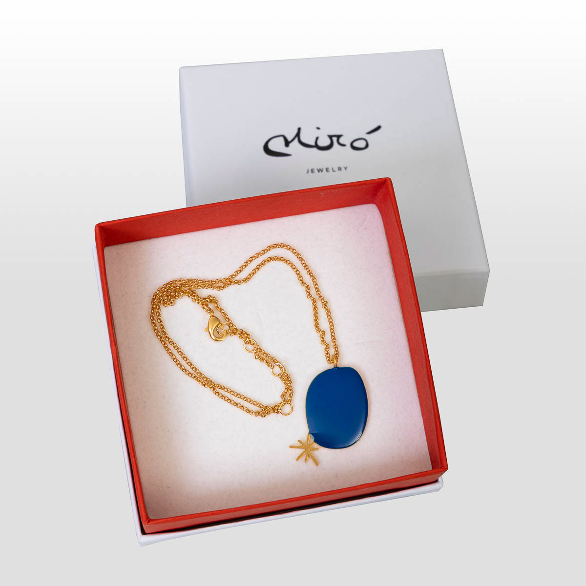 Pendentif d’après Joan Miro : L'or de l'azur (boîte signée Miró)