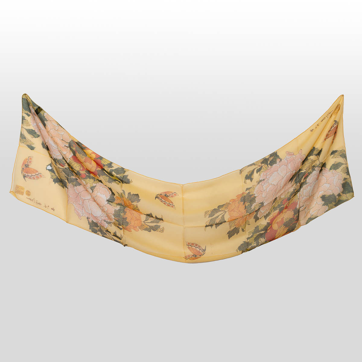 Foulard Hokusai : Peonie e farfalle (spiegato)